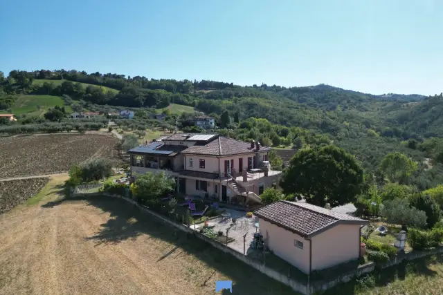 Mansion in Via Ca' Castellano 498, Montescudo-Monte Colombo - Photo 1