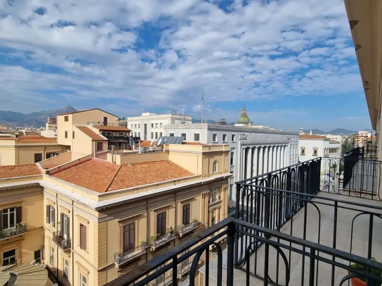 Ufficio in Via Roma  299, Palermo, {3} - Foto 1