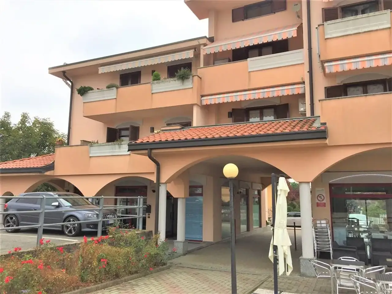 Negozio in Via Quintino Sella, Lessona, Piemonte, 13853, Italy, Lessona, {3} - Foto 2
