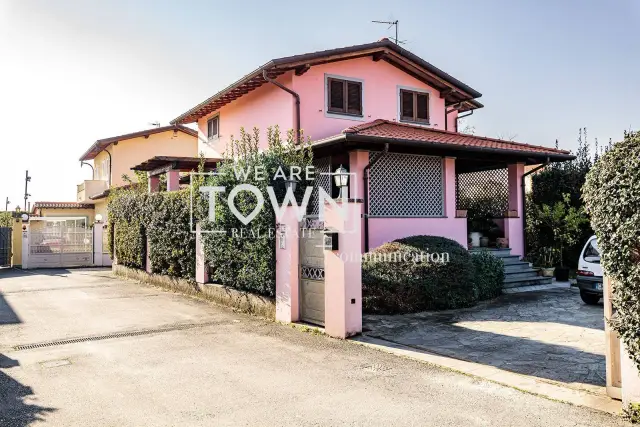 Villa in Via Tagliamento, Seravezza - Foto 1