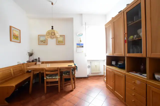 4-room flat in Via Firenze 33, Bolzano - Photo 1