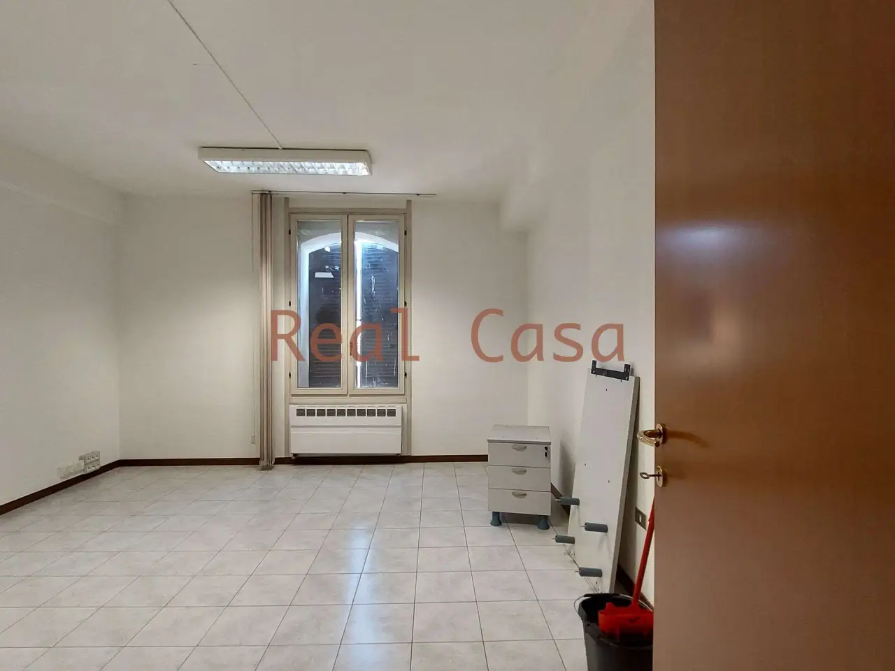 Ufficio in Via Poletti, Modena, {3} - Foto 1