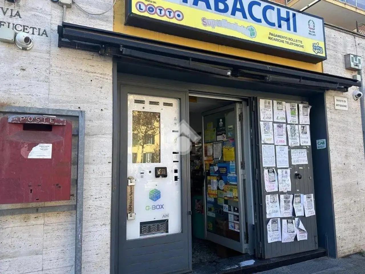 Negozio in Via Peucetia 30, Bari, {3} - Foto 1