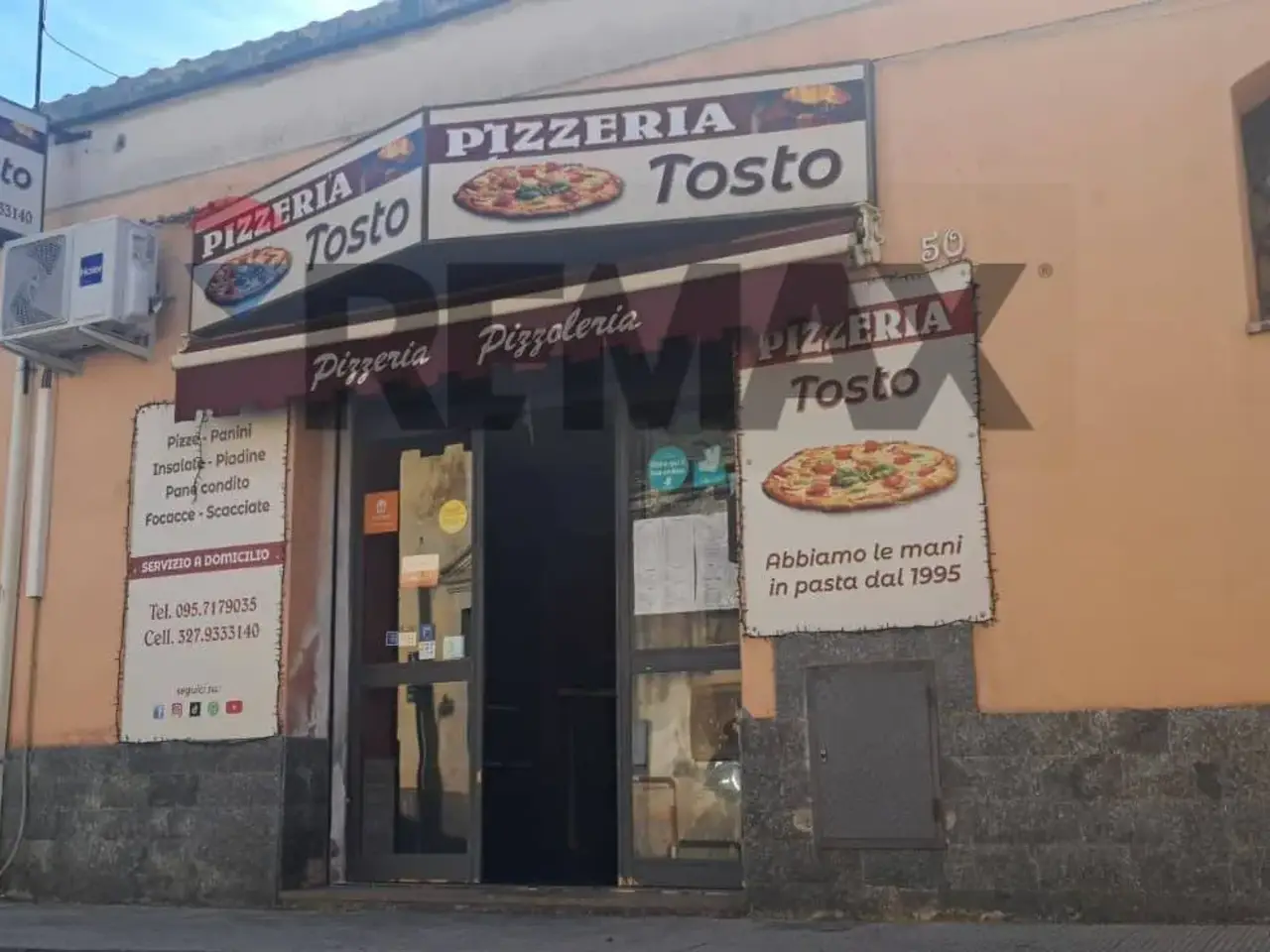 Esercizio commerciale in Via Duca degli Abruzzi 50, San Giovanni La Punta, {3} - Foto 2