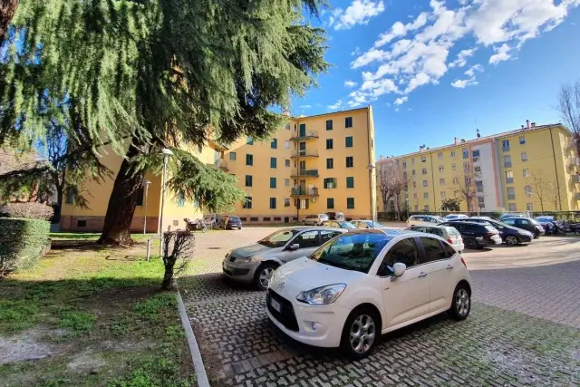 Stanza/Camera in Via Luigi Rasi 3, Bologna - Foto 1