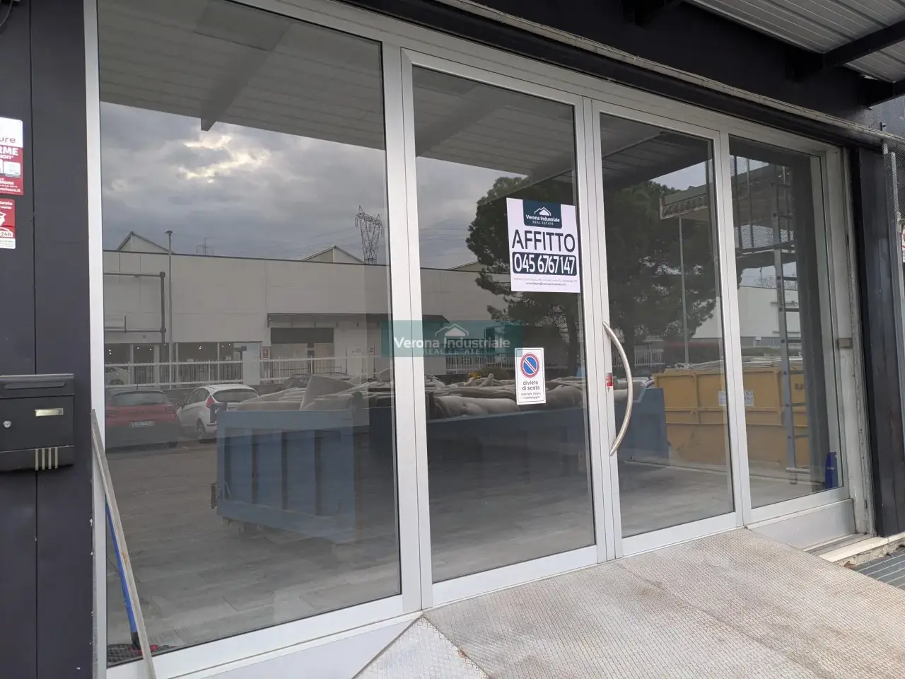 Negozio in Bussolengo Via del Lavoro, Bussolengo, {3} - Foto 1