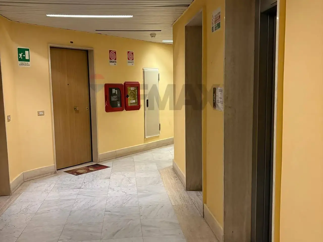 Ufficio in , Napoli, {3} - Foto 2