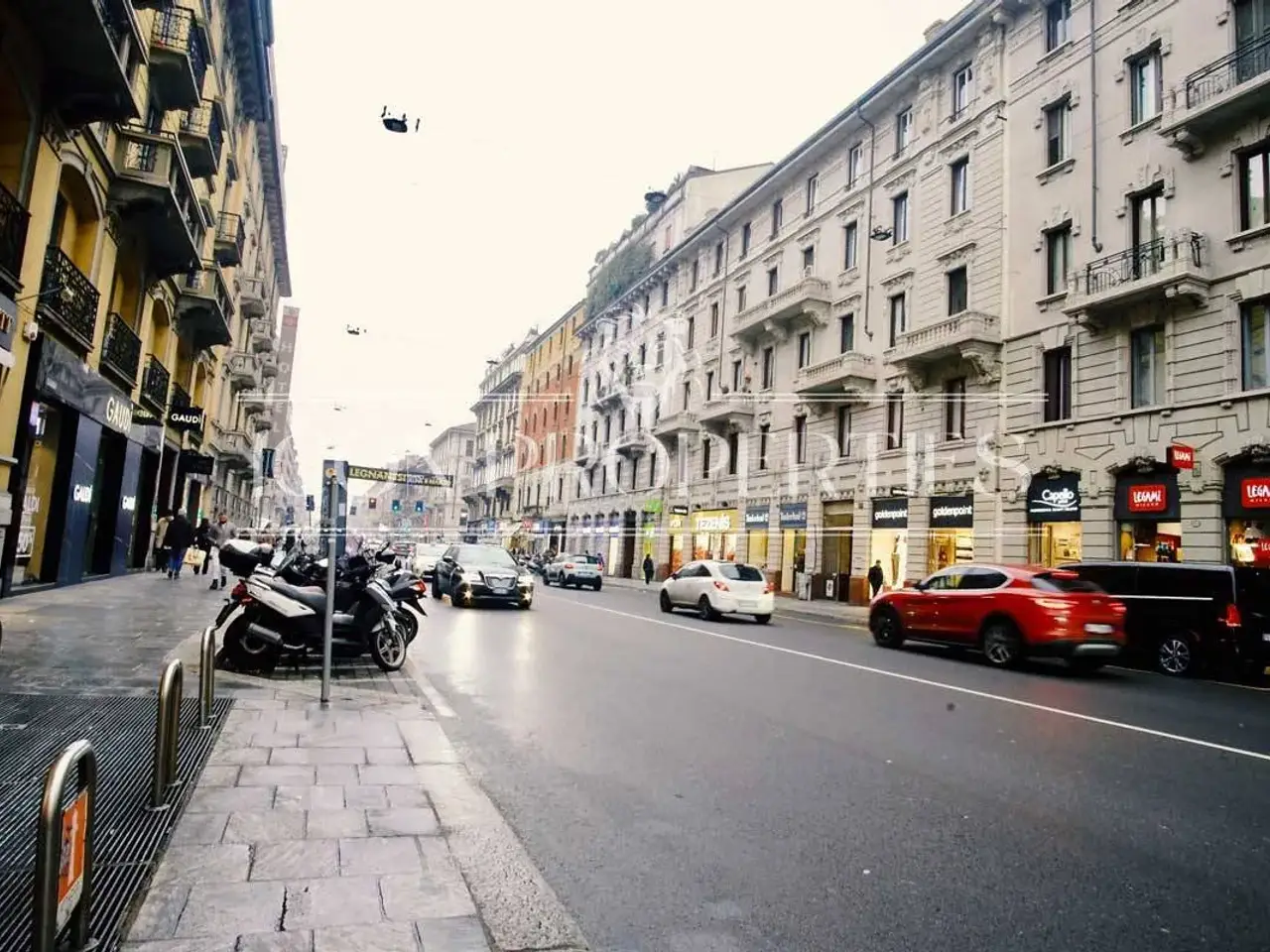 Negozio in Corso Buenos Aires 60, Milano, {3} - Foto 2