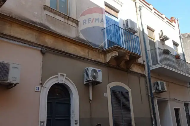 2-room flat in Via Bonforte 34, Catania - Photo 1