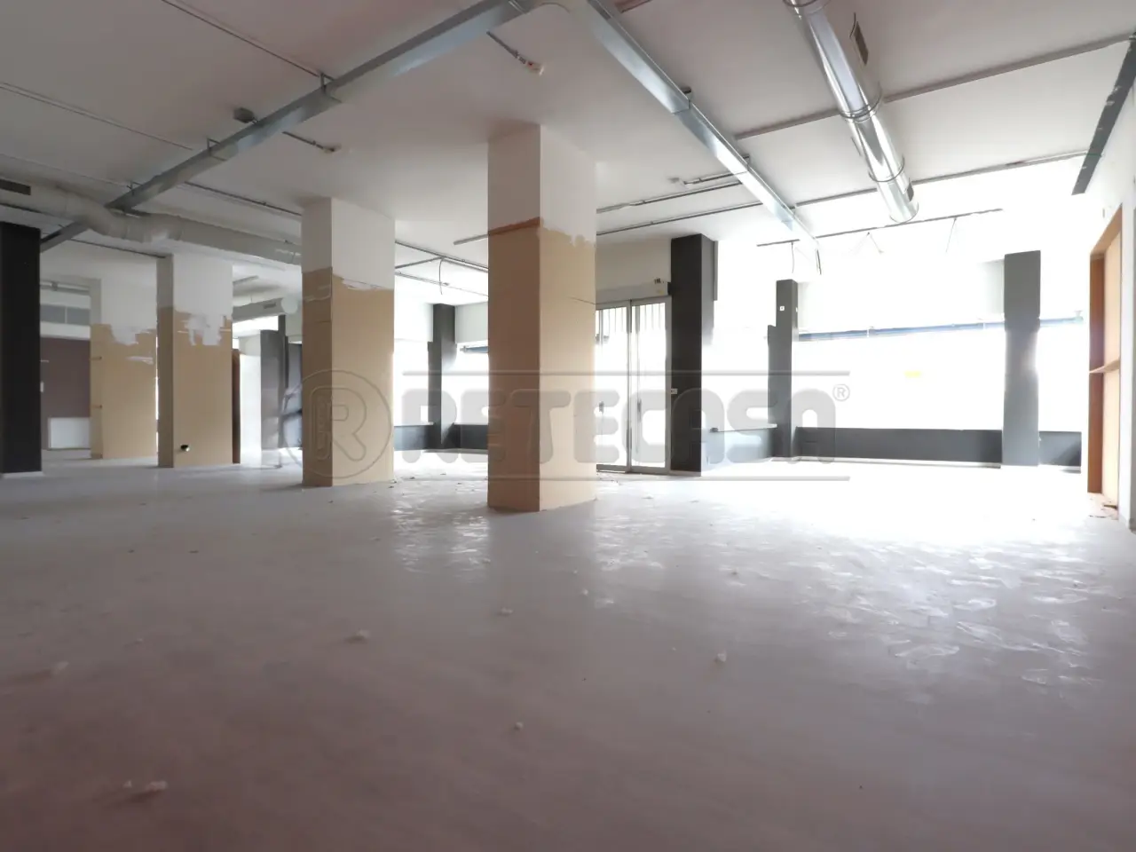 Palazzina commerciale in Viale Verona 251, Vicenza, {3} - Foto 1