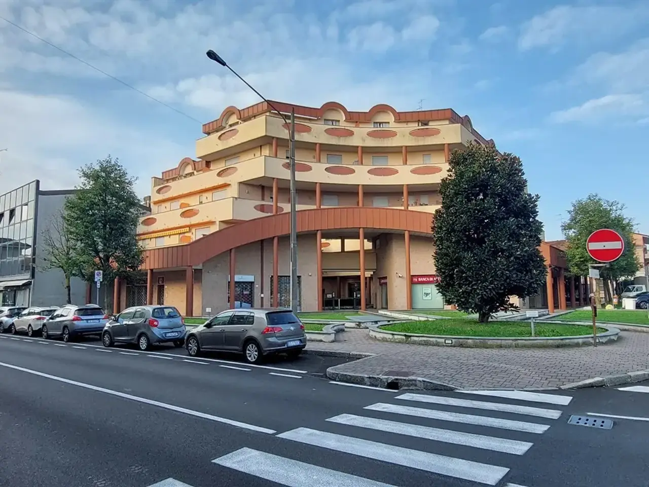 Negozio in Via Matteotti 53, Lissone, {3} - Foto 1