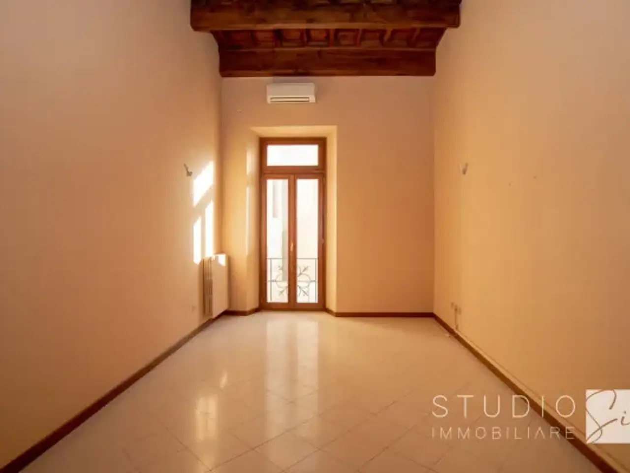Ufficio in Via degli Scalzi, Pistoia, {3} - Foto 1