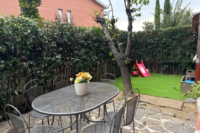 2-room flat in Via Fernando Farulli 4, Scandicci - Photo 1