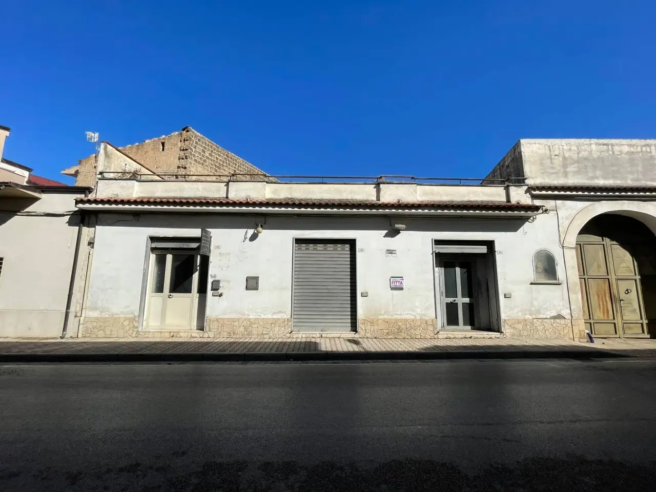 Negozio in Via Errico Fardella 40, Santa Maria Capua Vetere, {3} - Foto 1