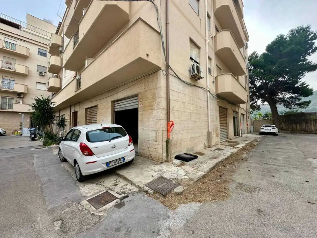 Negozio in Via Palermo 128, Terrasini, {3} - Foto 1