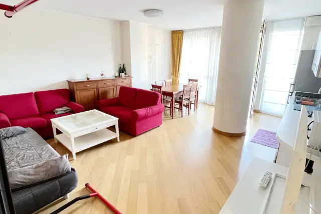 4-room flat in {3}, Largo Europa - Photo 1