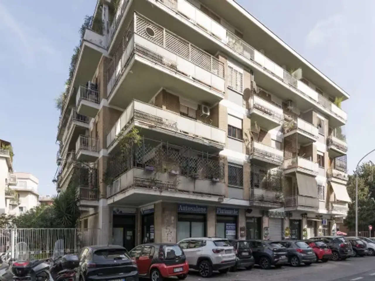 Negozio in Via Innocenzo XI 57, Roma, {3} - Foto 1