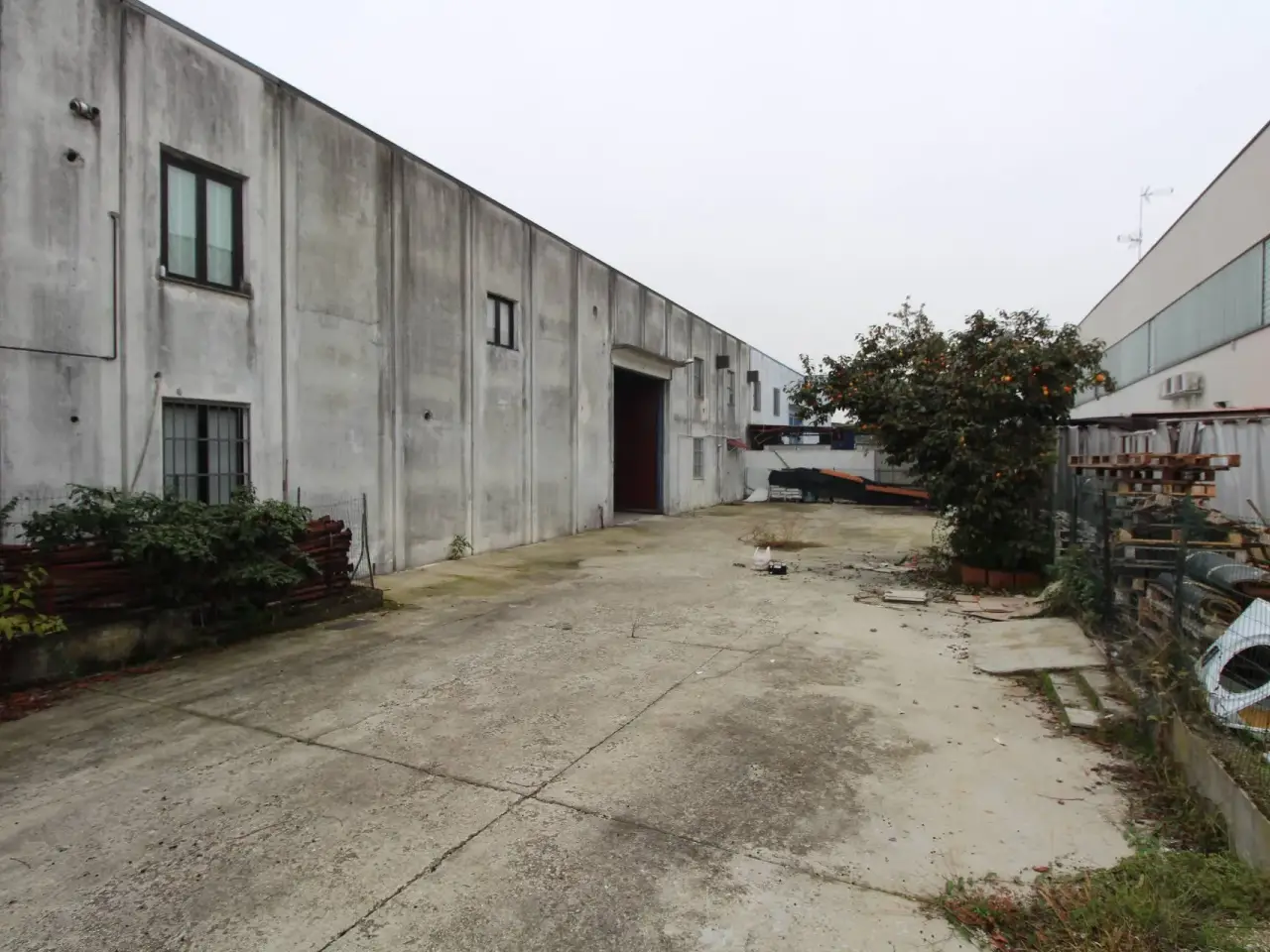 Capannone in Via Monsignor Angelini 19, San Martino Siccomario, {3} - Foto 2