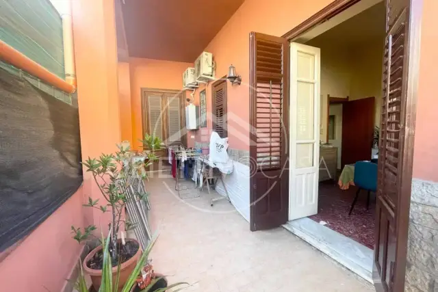 insertion image