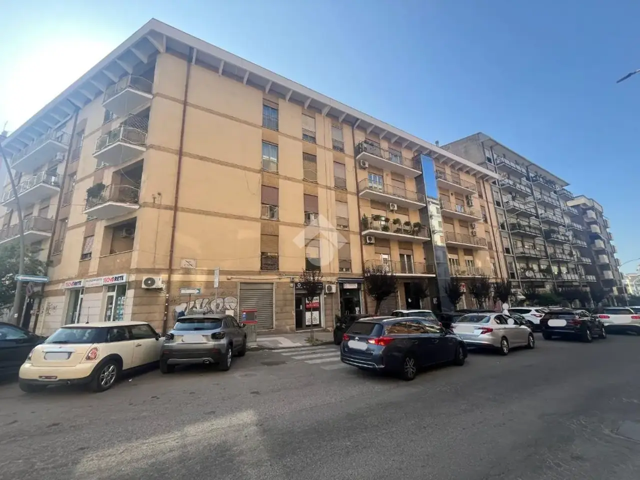 Negozio in Corso Luigi Fera 69, Cosenza, {3} - Foto 1