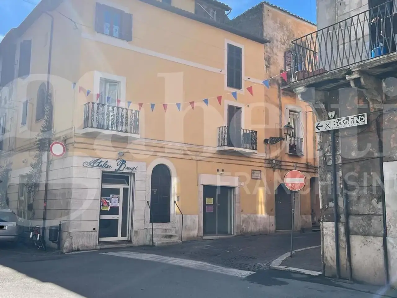 Negozio in Corso Bruno Buozzi 100, Civita Castellana, {3} - Foto 1