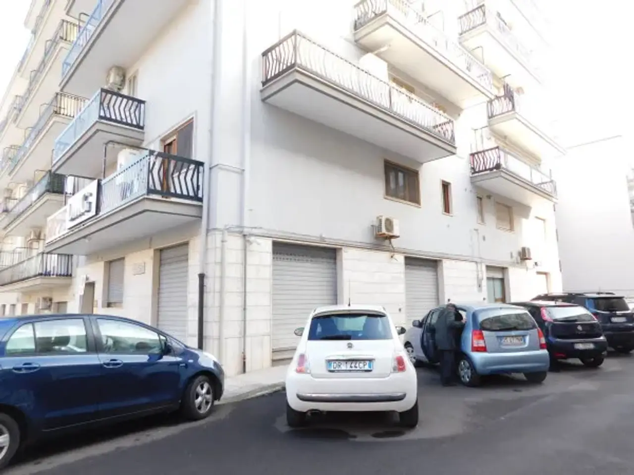Negozio in Via Magna Grecia, Martina Franca, {3} - Foto 1