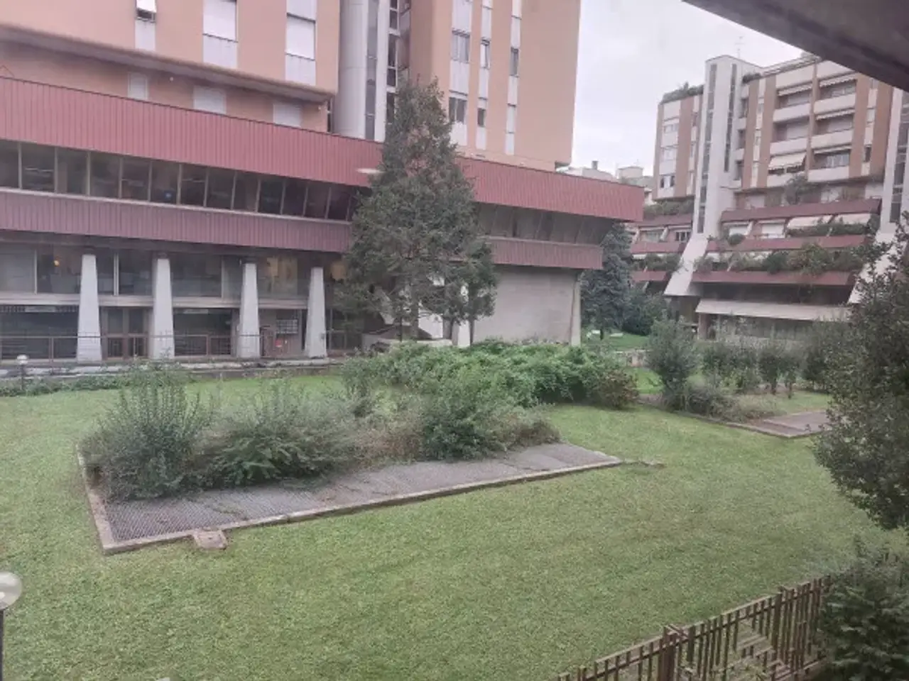 Negozio in Corso C.Italia 52, Legnano, {3} - Foto 2