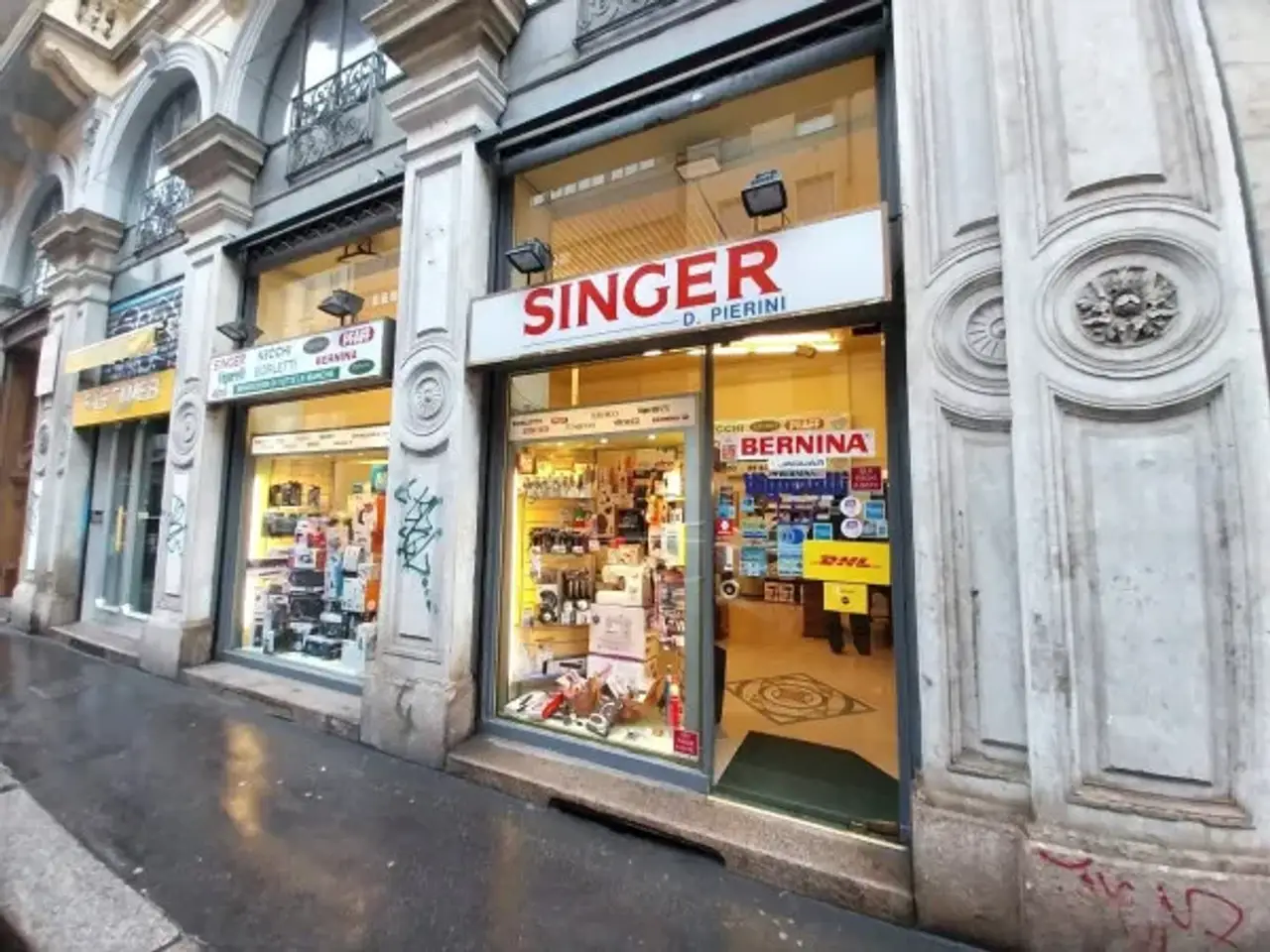 Informatica in Via Cesare Correnti 15, Milano, {3} - Foto 1