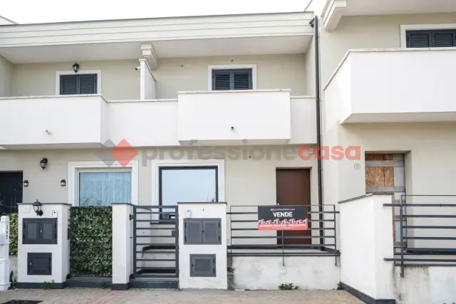 Villa a schiera in vendita, Via Rio Rosso Snc, Milazzo - Foto 1