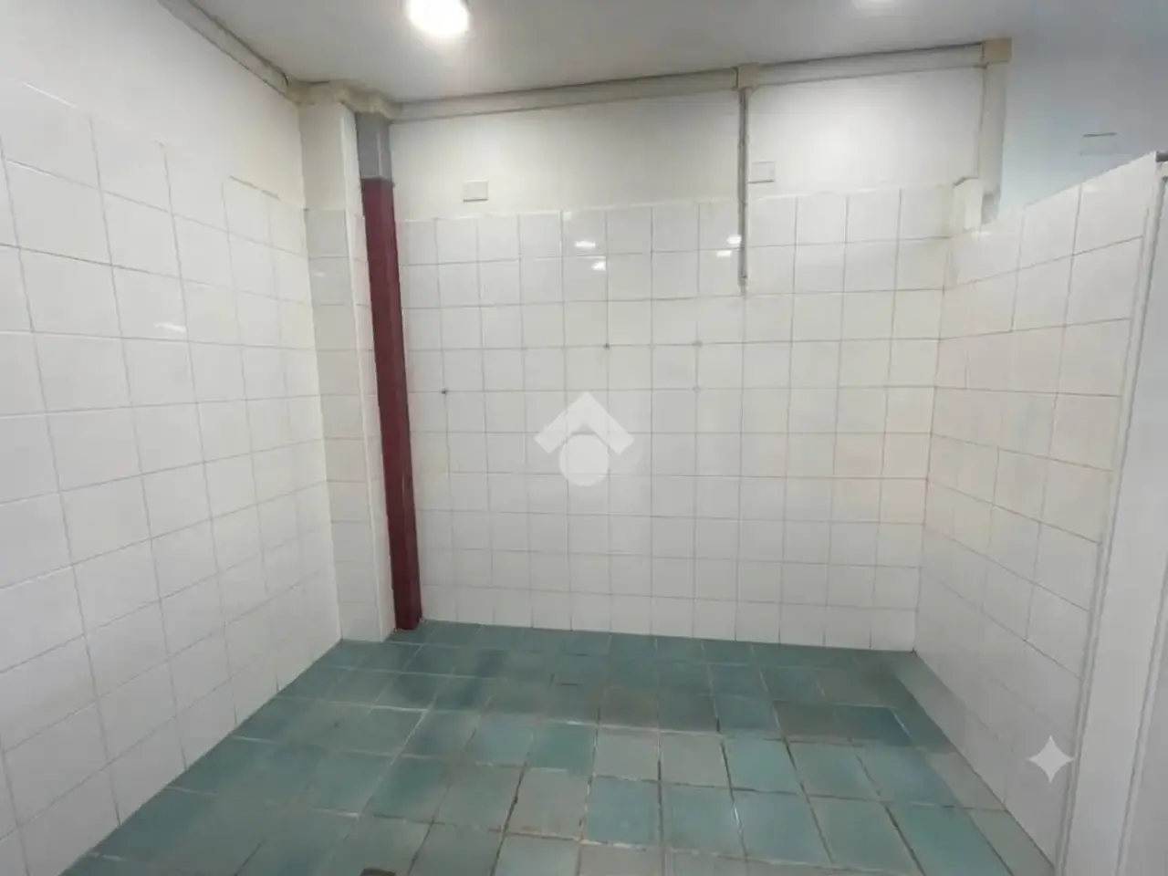 Negozio in Via della Pineta 201, Cagliari, {3} - Foto 2