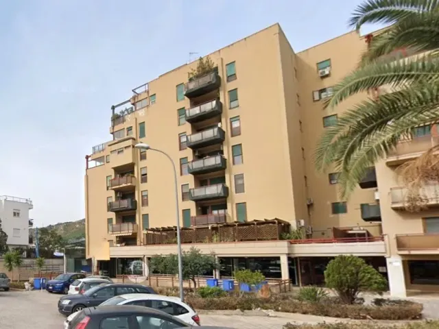 Appartamento in Via Città di Palermo 167, Bagheria - Foto 1