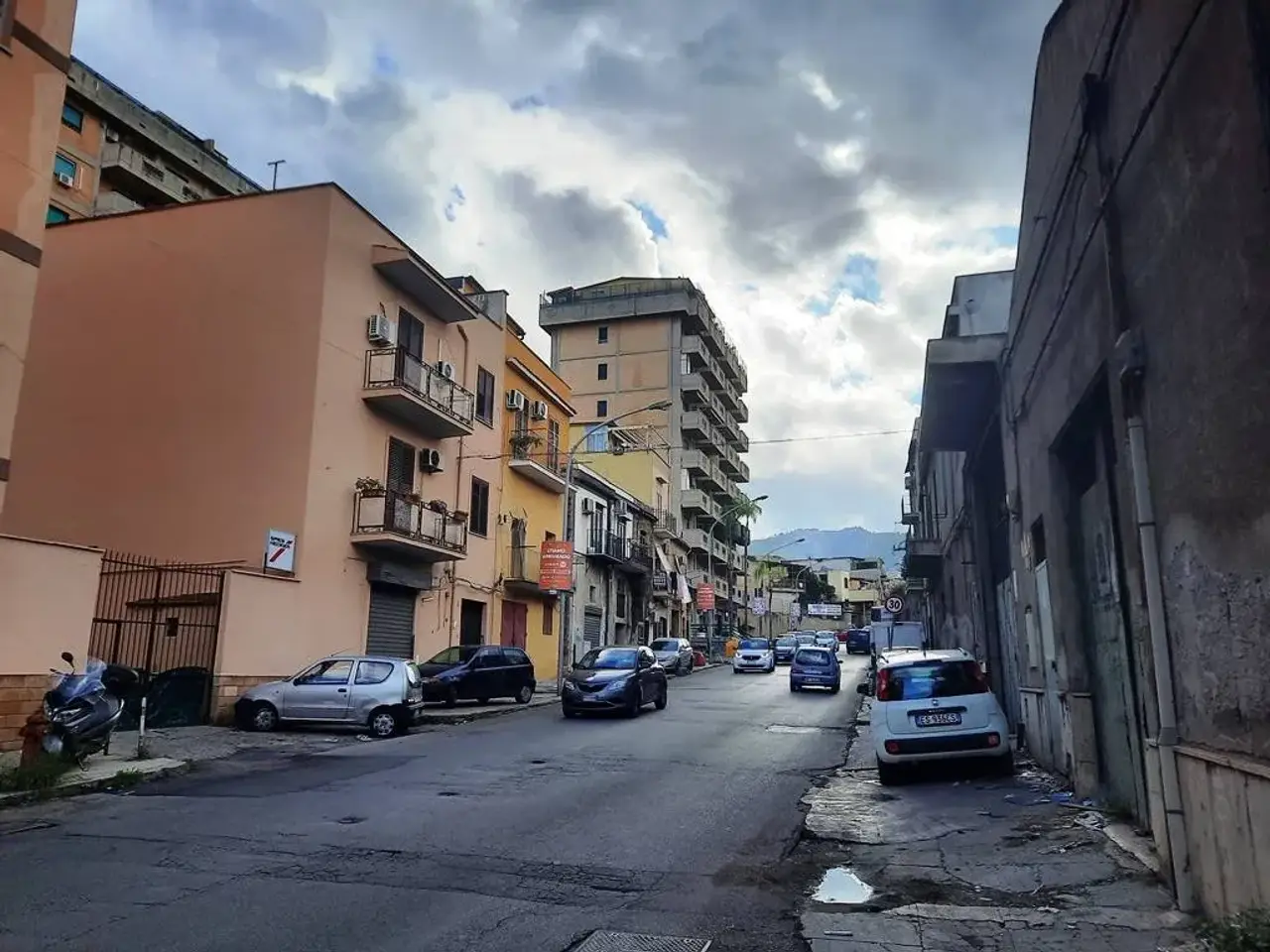 Capannone in , Palermo, {3} - Foto 1