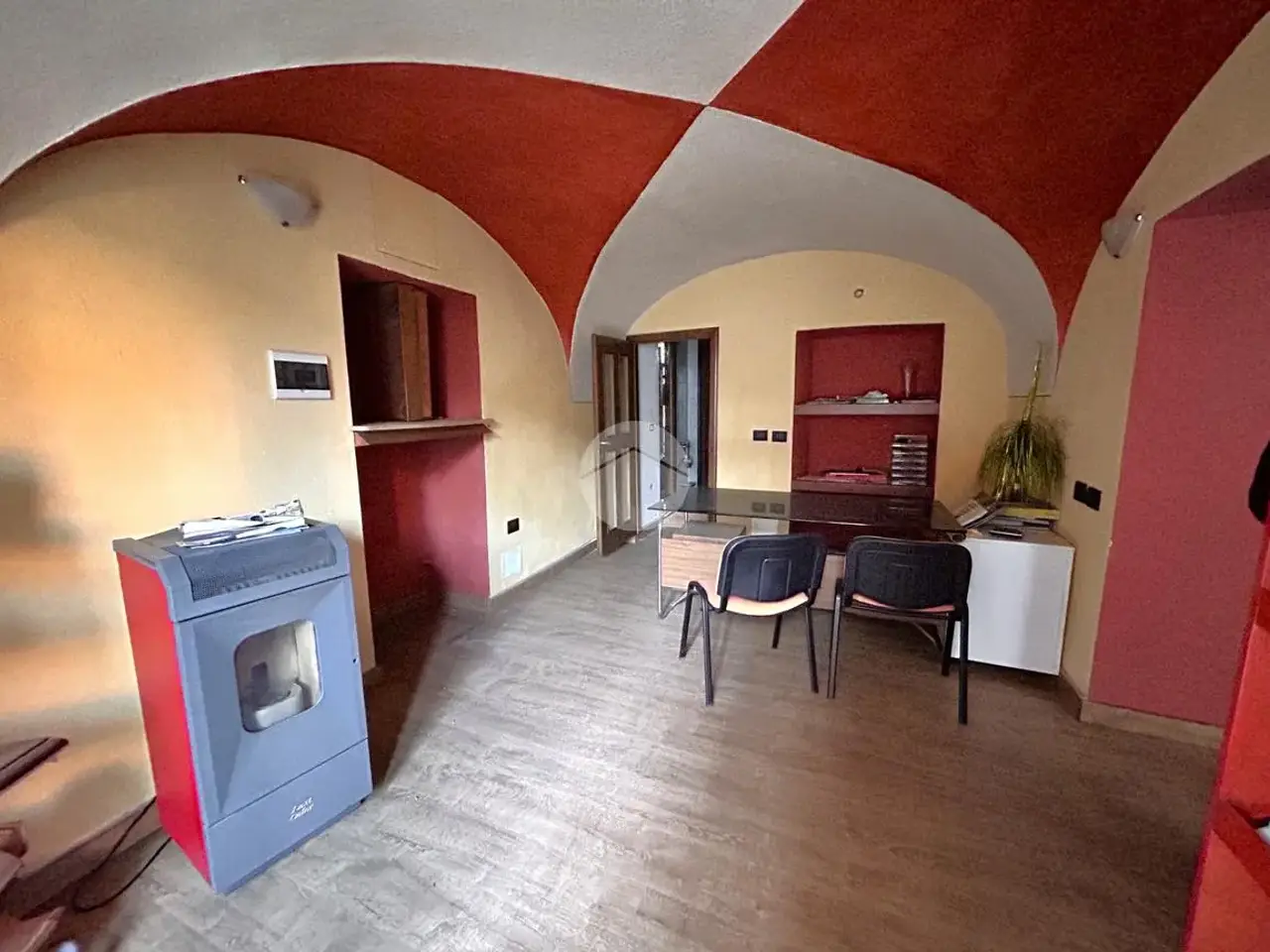 Negozio in Via Fratelli Rosazza 33, Biella, {3} - Foto 1