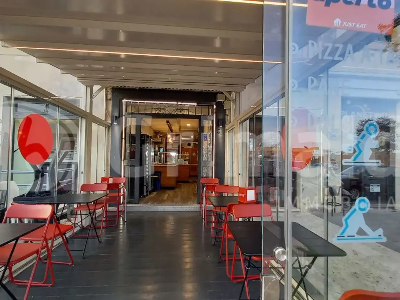 Esercizio commerciale in Via della Torre Clementina 52, Fiumicino, {3} - Foto 2