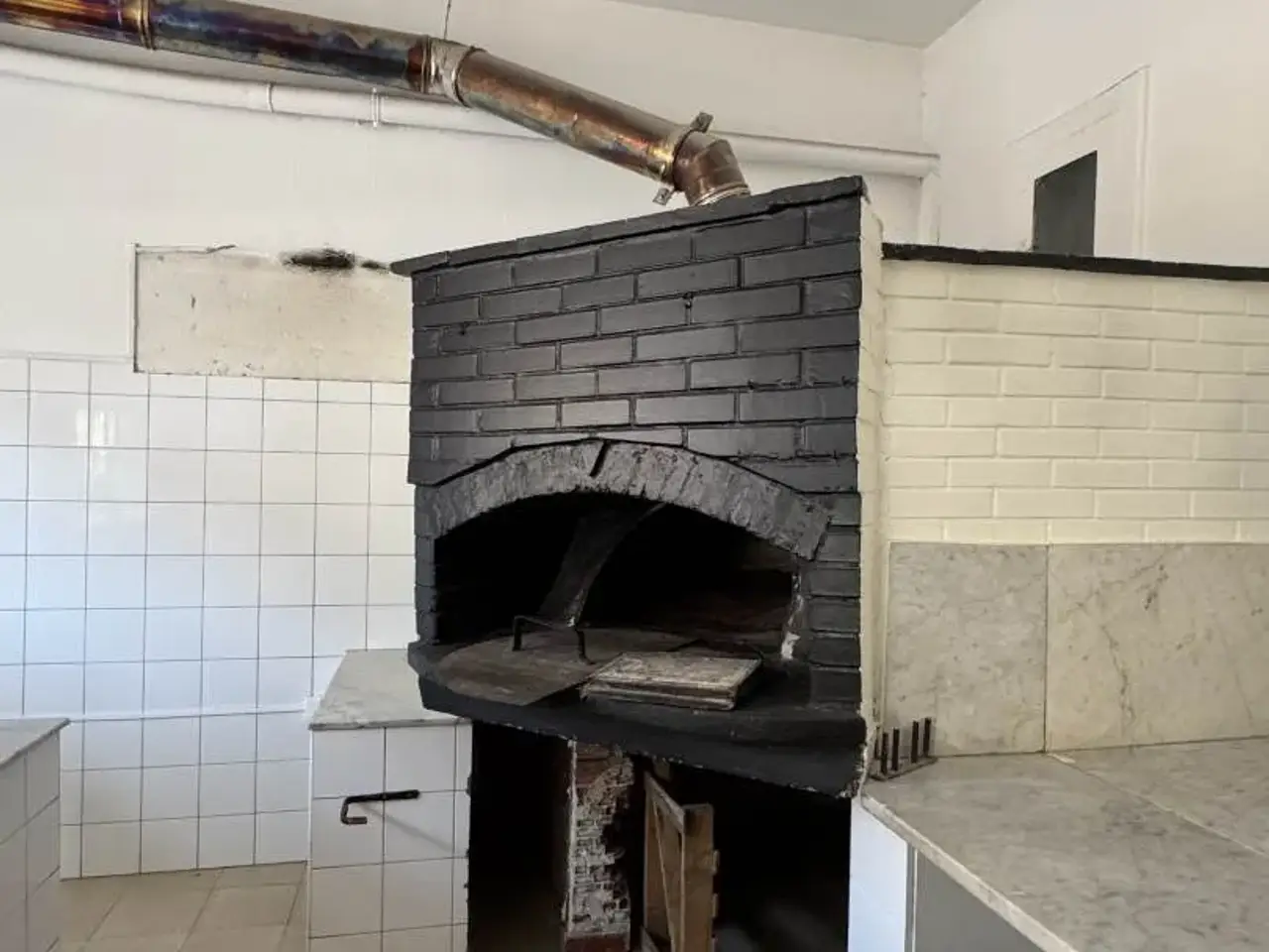 Pizzeria in Via Garibaldi, Scordia, {3} - Foto 1