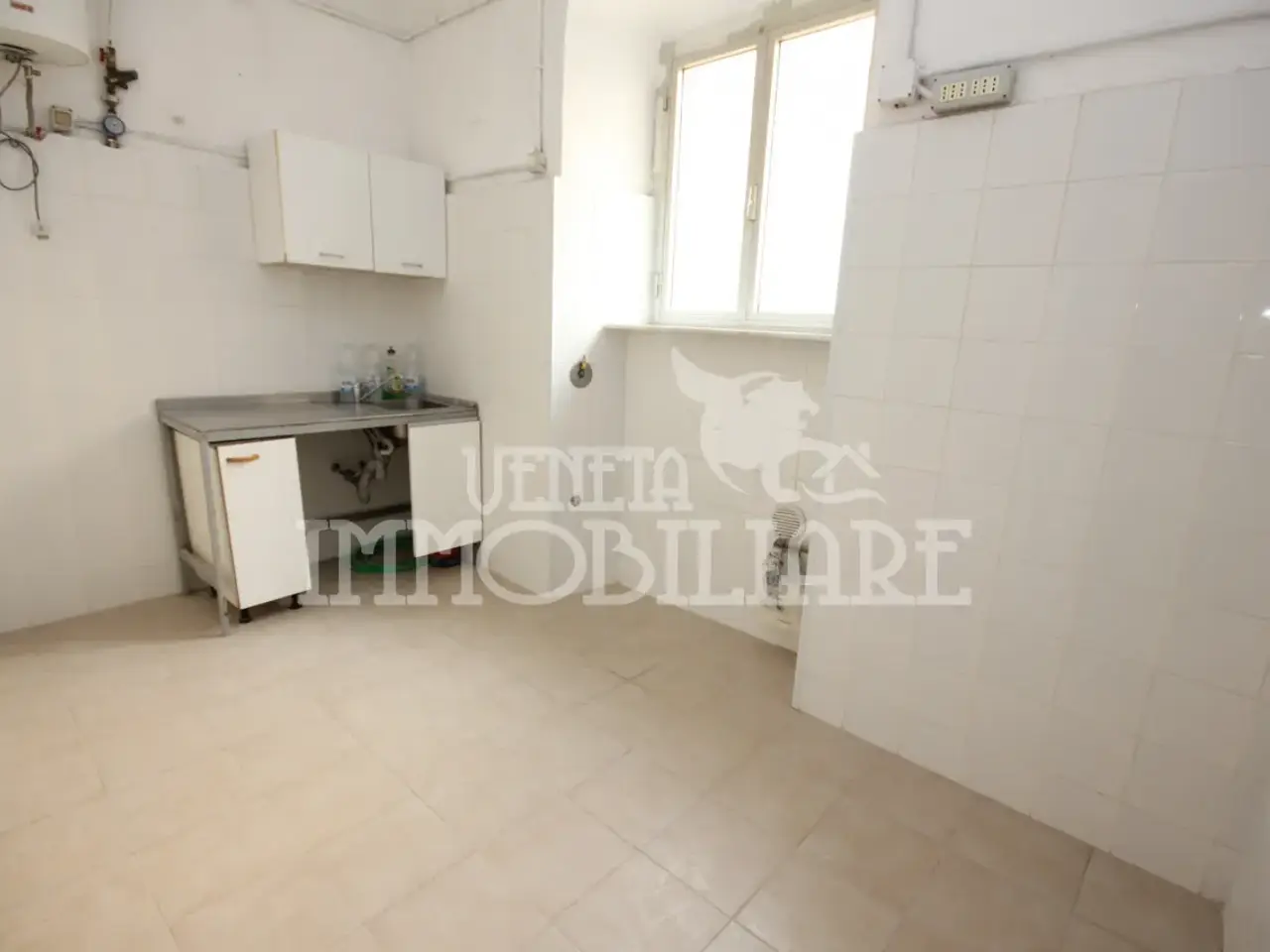 Negozio in Via Venezia, Genova, {3} - Foto 1