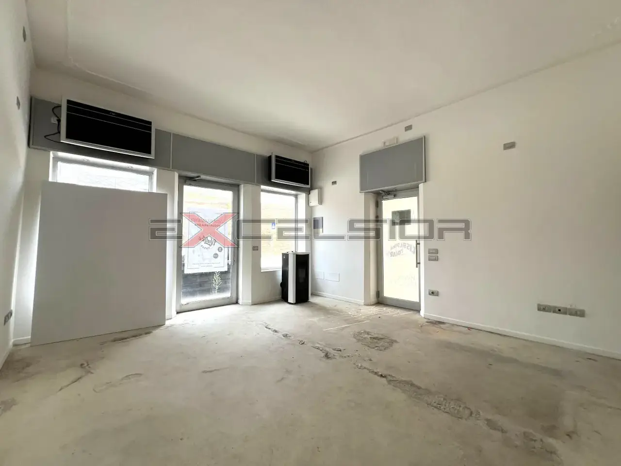 Negozio in Via G. Matteotti N.20 Bis - Cavarzere (Ve), Cavarzere, {3} - Foto 2