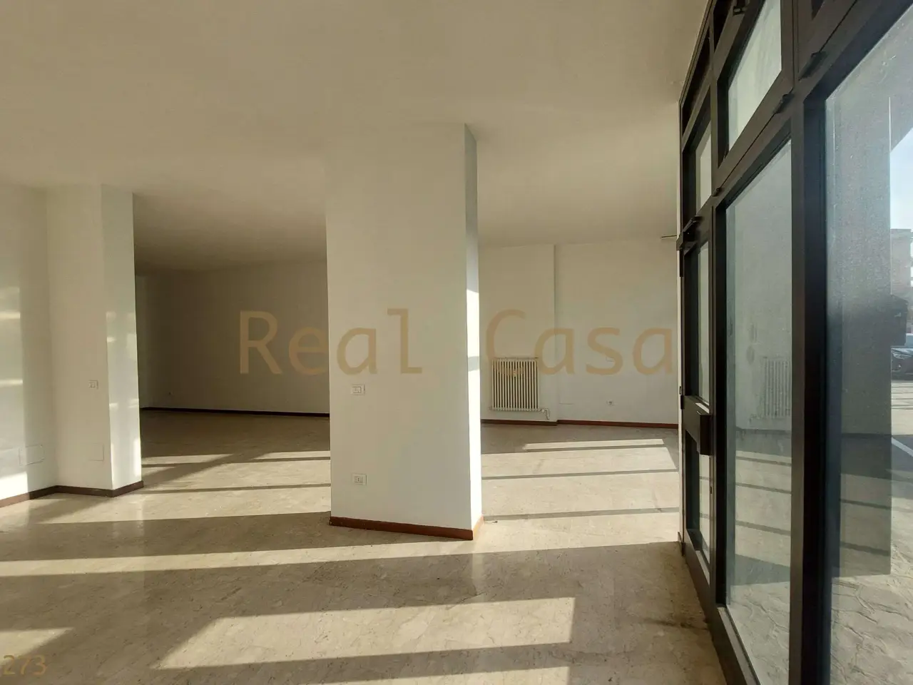 Ufficio in Via Giardini 322, Modena, {3} - Foto 1