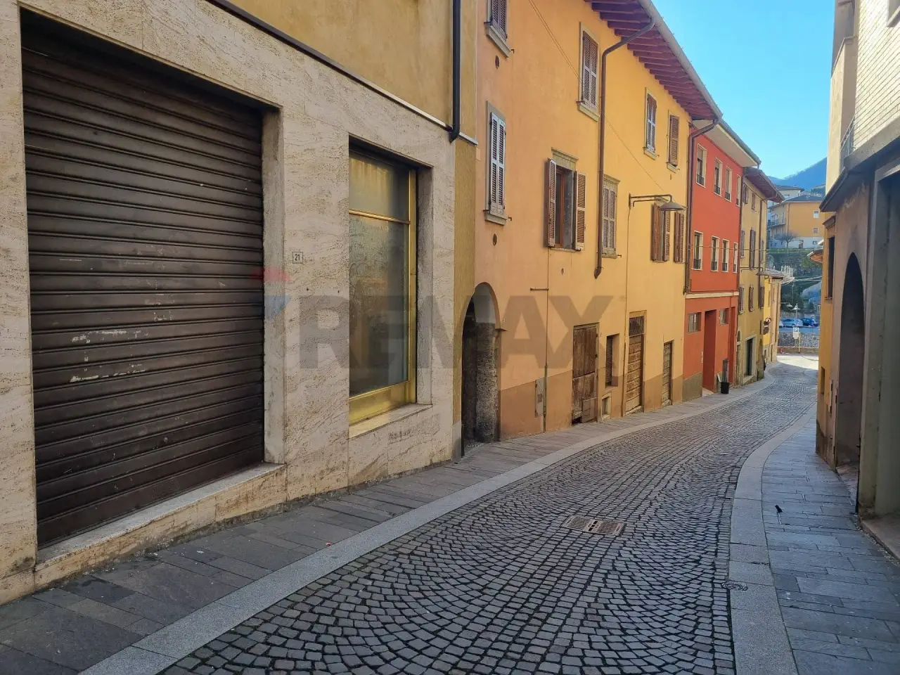 Negozio in , Vertova, {3} - Foto 1