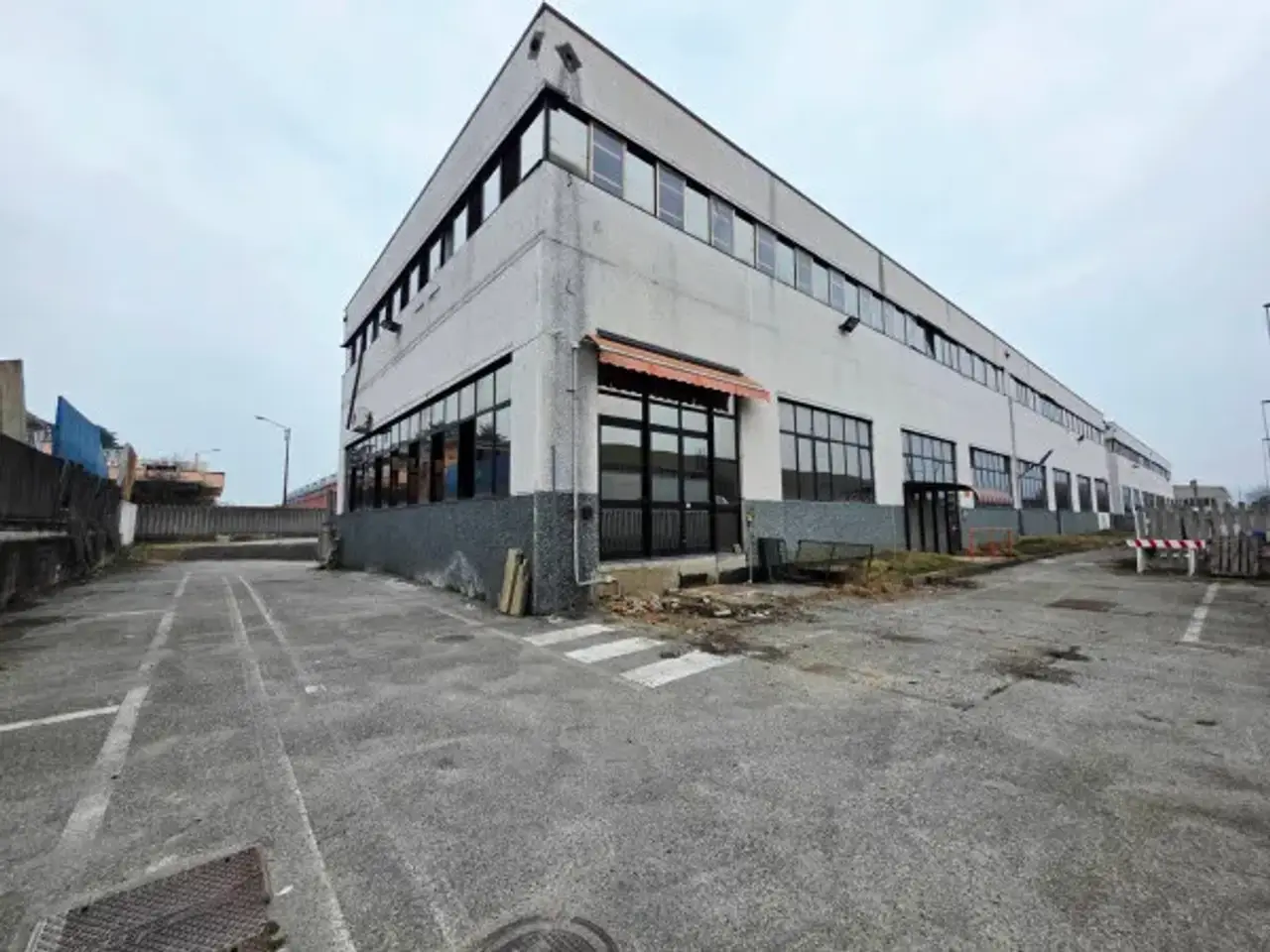 Capannone in Via Pescarito 76, San Mauro Torinese, {3} - Foto 1