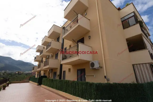 Trilocale in vendita, Strada Santoro, Altavilla Milicia - Foto 1
