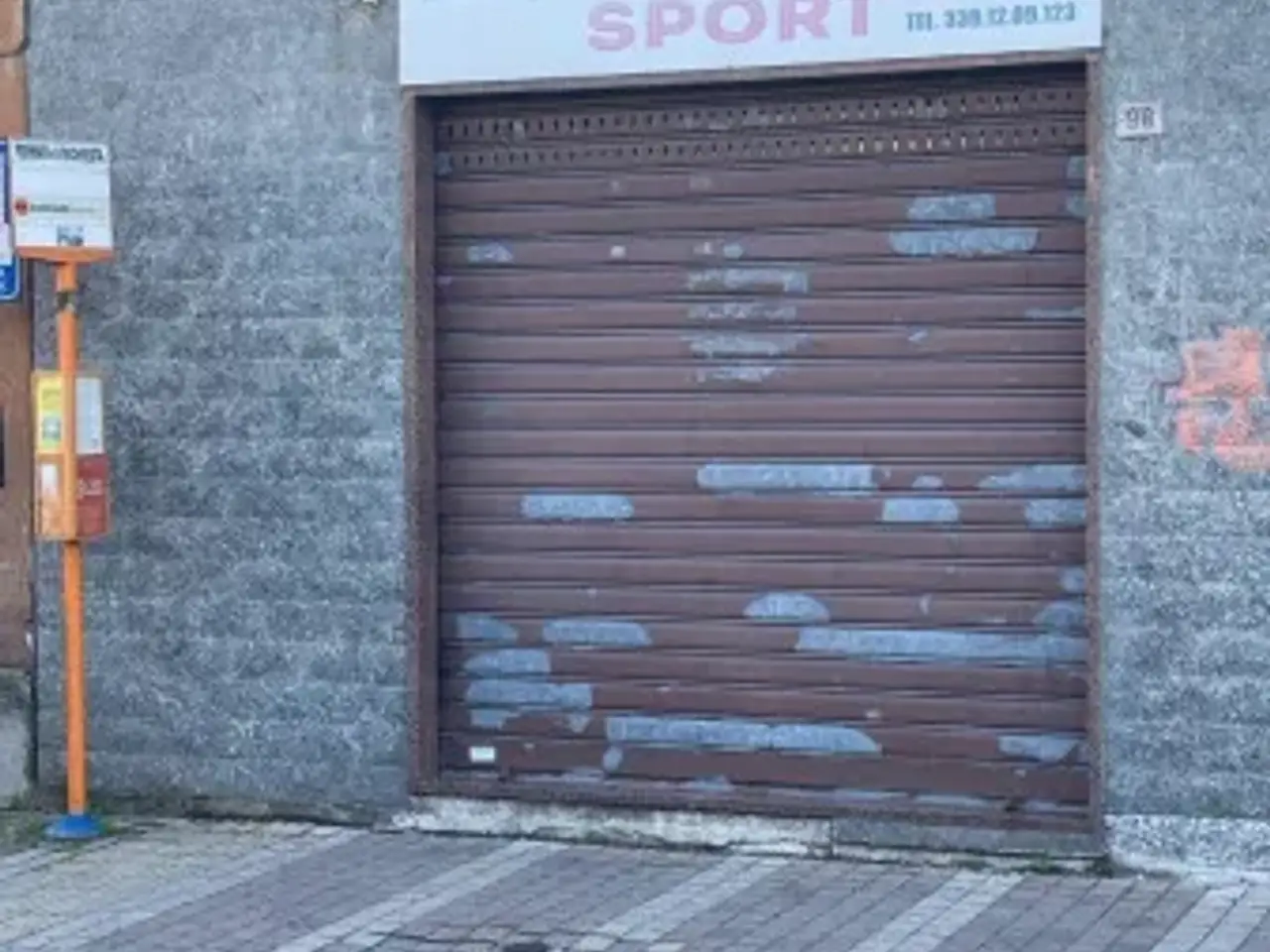 Negozio in Via Giuseppe Garibaldi 94, Cornaredo, {3} - Foto 1