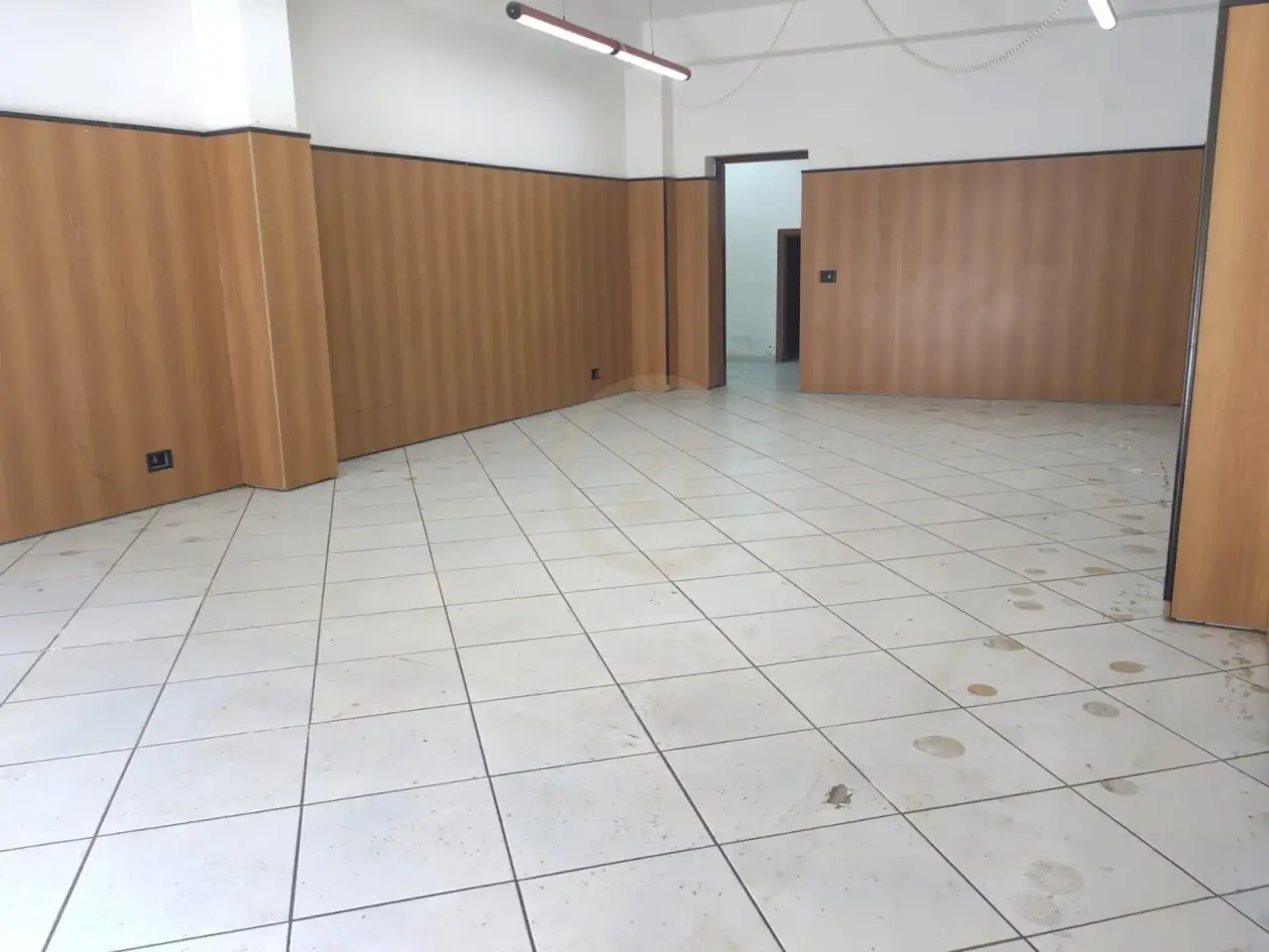 Palazzina commerciale in Via Mazzini 5/a, Santa Venerina, {3} - Foto 1