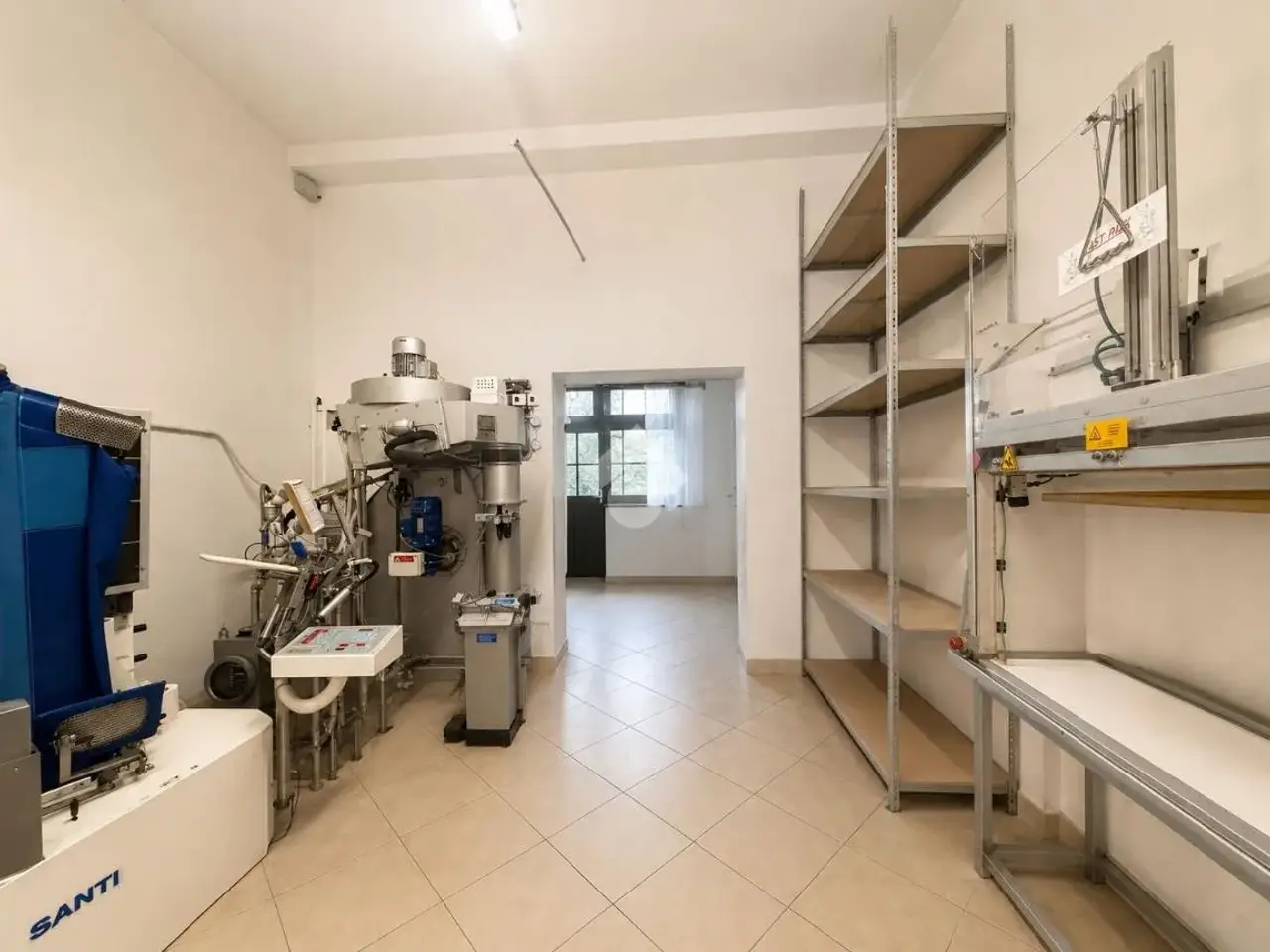 Negozio in Via M. Buonarroti 10, Monza, {3} - Foto 2