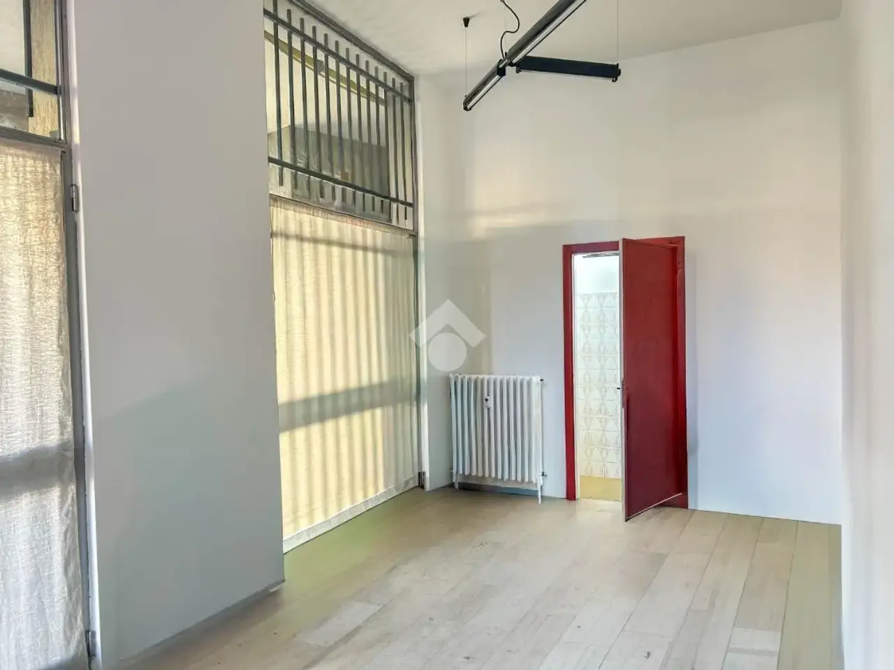 Negozio in Via Alessandro Manzoni 21, Paderno D'Adda, {3} - Foto 1