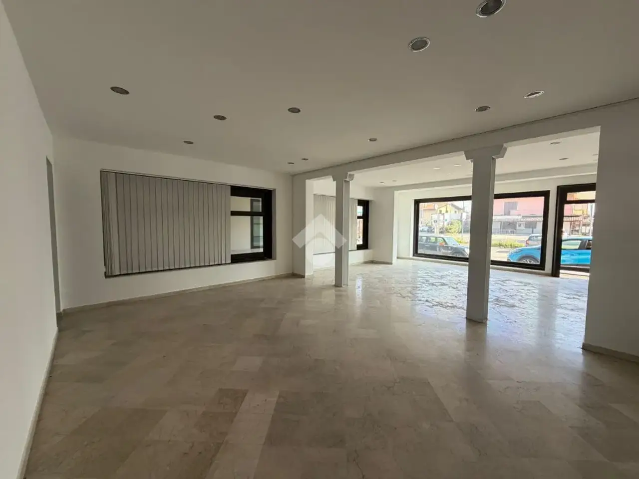 Negozio in Via Feltrina, Trevignano, {3} - Foto 2