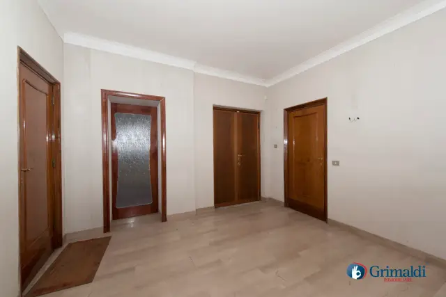 Apartament in Viale  dei Santi Pietro E Paolo , Roma - Photo 1