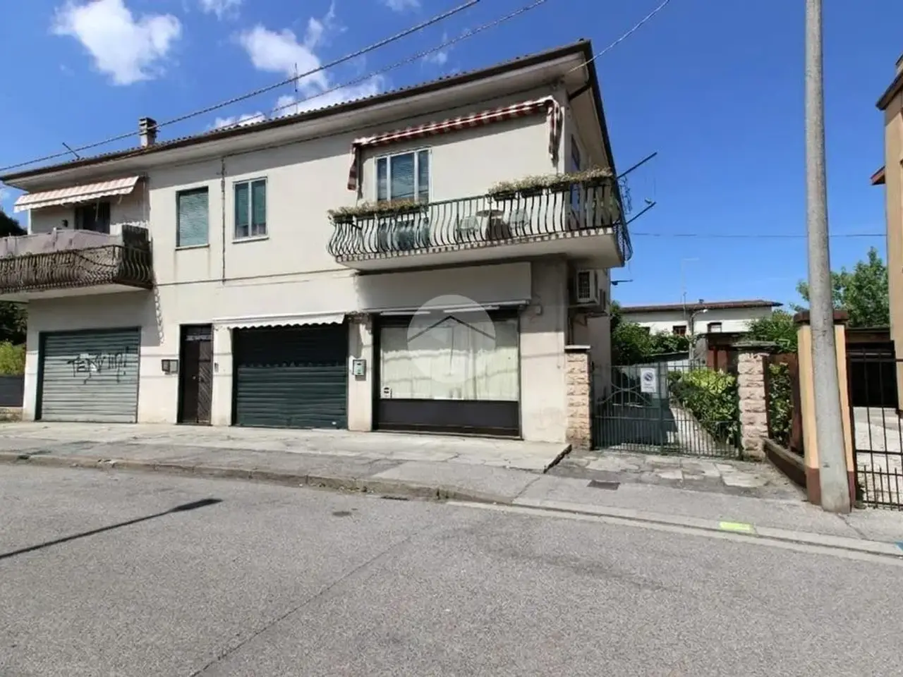 Negozio in Via Ragazzi del '99 500, Vicenza, {3} - Foto 1
