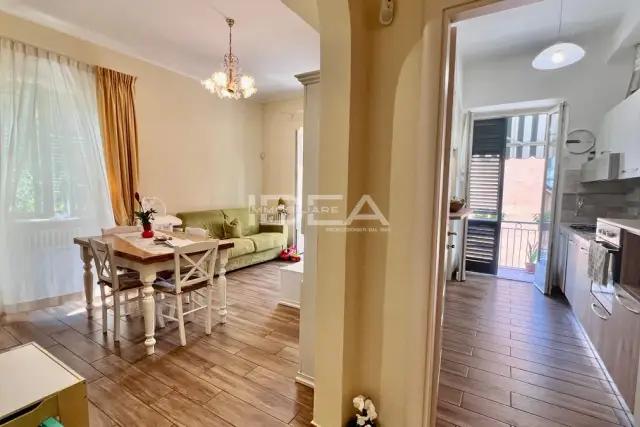 4-room flat in Via di Tiglio, Lucca - Photo 1