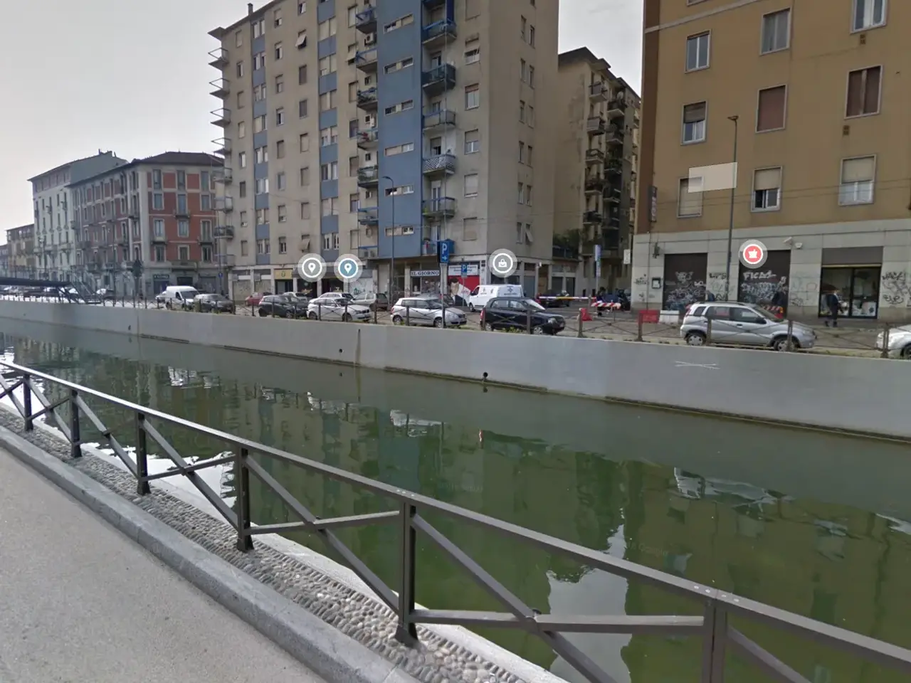 Bar in Ripa di Porta Ticinese, Milano, {3} - Foto 2